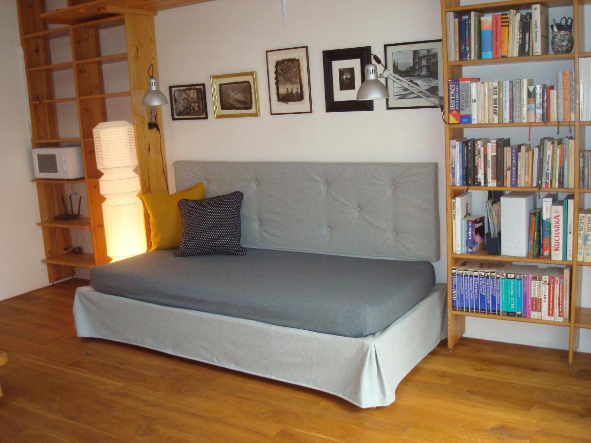 Apartman Pod Velkou Amerikou Morina Exteriör bild